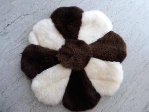 Fårskinn - Runda mattor - brown-round-carpets-sheepskin