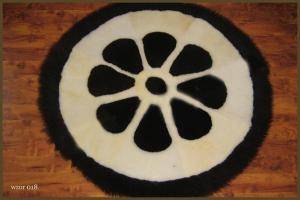 Fårskinn - Runda mattor - groovy-round-carpets-sheepskin-adam-leather